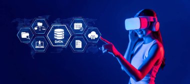 Bulut hesaplama araçları ve veri depolama simgelerinin sergilendiği, yeniliğin, bağlantının ve kullanıcı katılımının dijital çerçevede vurgulandığı son teknoloji bir sanal gerçeklik sahnesi deneyimleyin. XDMCP
