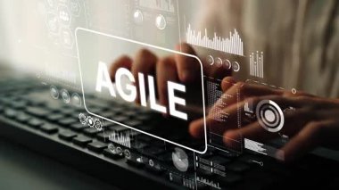 Modern Business Concept Featuring Agile Methodology with Digital Interface and Technology Elements in a Corporate Setting. Asemptotik akıllı veri analitiği.