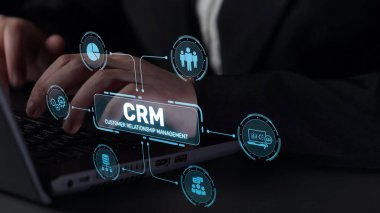CRM platformları veri analizi, CRM iletişim araçları ve otomasyon yoluyla müşteri ilişkilerini geliştirir. CRM sistemleri müşteri yönetimi, izleme ve CRM ilişki başarısını destekler. Muxer