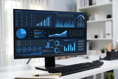 İş veri paneli, pazarlama stratejisi planlaması için iş zekası analizi sunar. Müşteri taleplerini analiz etmek ve iş dünyasının geleceğini önceden görmek için büyük veriler sunulur.