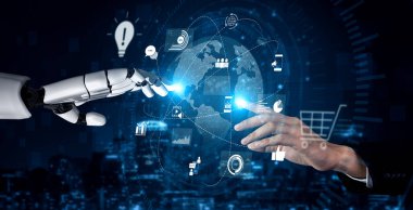 Küresel dijital pazarlamanın yönetilmesi, iletişimin optimize edilmesi, veri eğilimlerinin analiz edilmesi ve çeşitli çevrimiçi ağlar arasında içerik dağıtımının otomatikleştirilmesi. Kefil