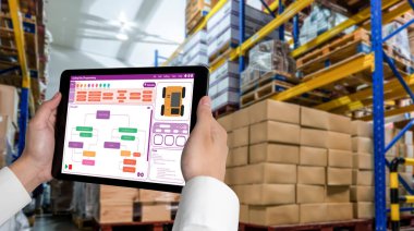 Okul eğitimi için geliştirilen kodlama ve programlama yazılımı. Basitleştirilmiş program, öğrenci çocuklar için okul sınıfında temel kodlama ve programlama eğitimi için kolay yazılım.