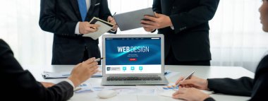 Web sitesi tasarım yazılımı çevrimiçi perakende ticaret ve e-ticaret için canlı şablon sağlıyor