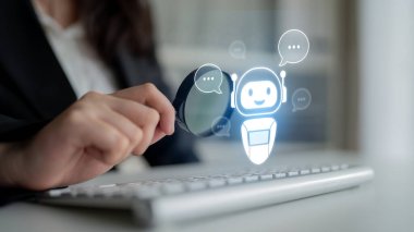 Yapay zeka sanal asistanı kullanıcılarla yapay zeka konuşma baloncukları aracılığıyla iletişim kuruyor, yapay zeka otomasyonunu, akıllı iletişimi ve yapay zeka desteğini simgeliyor.