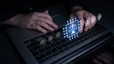 AI toplumu dönüştürüyor, önemli etik soruları gündeme getiriyor. Yapay zeka dizaynındaki ahlak kuralları adaleti sağlar. Al etik sorumlu kararı destekliyor. Yapay zeka gücünü güçlü etiklerle dengelemek çok önemli. Eğri