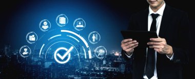 Kalite güvencesi ürün mükemmelliğini uyum kontrolleri, soru-cevap sistemleri ve güvenilir sonuçlar için tutarlı bir kontrol sağlar. Kefil