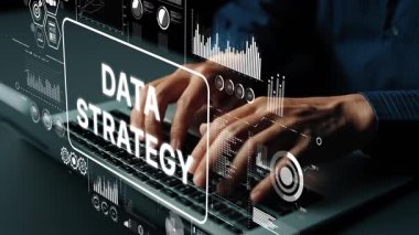 Modern İş Analizi İçin Dizüstü Bilgisayarda Veri Stratejisi Grafikleri ve Dijital Elementleri Yazıyor. Asemptotik akıllı veri analitiği.