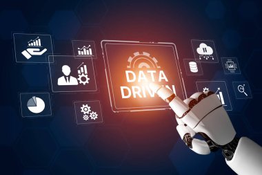 AI, akıllı analitik, akıllı veri görselleştirmesi ve stratejik iş hareketlerini işleyen, yorumlayan ve yönlendiren bulut tabanlı araçlarla veri güdümlü kararlar alır. Yapay Zeka Çizgisi