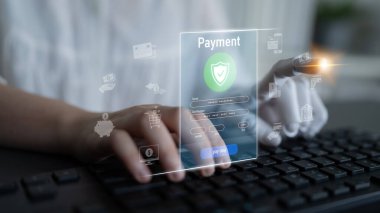 AI, akıllı dolandırıcılık tespiti, şifreli finansal sistemler ve güvenli dijital işlemler için sanal asistanlar aracılığıyla çevrimiçi ödemeleri güvence altına alıyor. Latch