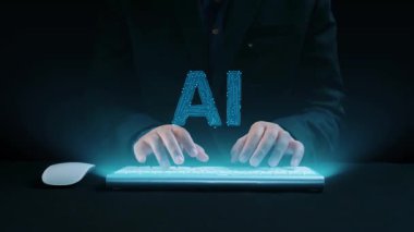 LLM Teknoloji, Büyük Veri, Makine Öğrenme, İş Desteği için Üretici AI, Geleceğin AI Teknolojisi ve Yapay Zeka Mühendisliği Asistan Beyin İşlemcisi. Elide