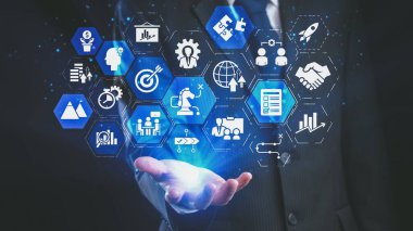 İş stratejisi hedefleri ve uzun vadeli istikameti belirler. Açık bir iş stratejisi, iş stratejisi büyümeyi ve iş stratejisi uygulamasını teşvik ederken, karar vermeyi destekler. Spire.