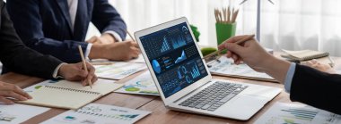 İş veri paneli, pazarlama stratejisi planlaması için iş zekası analizi sunar. Müşteri taleplerini analiz etmek ve iş dünyasının geleceğini önceden görmek için büyük veriler sunulur.