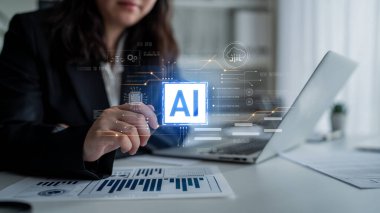 Yapay zeka teknolojisi dijital devre bağlantılarıyla sunulur, yapay zeka sistemlerini sembolize eder, işleme gücünü ve modern dijital platformlara entegrasyonu simgeler.