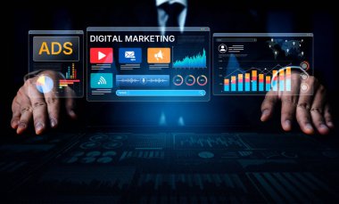 Çevrimiçi reklamlar ve dijital pazarlama markaların büyümesine yardımcı oluyor. İçerik pazarlaması bağlılığı arttırır. Pazarlama araçları ROI 'yi destekliyor. Etkili reklamlar ve pazarlama çevrimiçi iş başarısı. Eğri