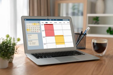 İnternet sitesindeki modish regrition için çevrimiçi aplikasyon rezervasyon takvimi