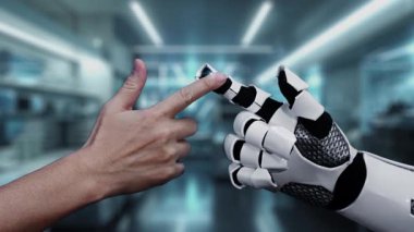 Robot ve insan eliyle insan anatomisi ikonunu işaret ediyor. Robot el ve insanın birlikte çalışırken röntgen hologramıyla bulanık labaratuvarı işaret etmesine yakın çekim. Sağlıklı..