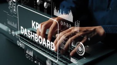 Modern Ofis Ortamı 'nda KPI Kontrol Paneli ve Veri Analizi ile İşletme Profesyoneli İlgili. Asemptotik akıllı veri analitiği.