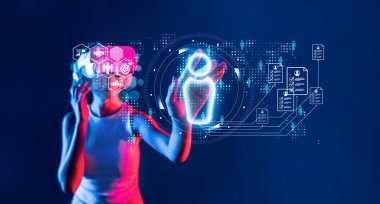 Bu modern stok görüntüsü, işe alım, yetenek edinme ve çalışan yönetiminde teknolojinin kullanımını vurgulayan yüksek teknolojili bir işe alım sürecinde olan bir kişiyi gösteriyor. XDMCP