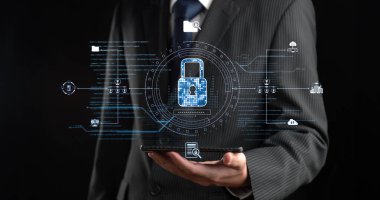 İş adamı siber güvenliğin özünü keşfeder. Siber koruma yöntemlerini, siber tehditleri derinlemesine araştır ve siber güvenlik duruşunu destekle. Siber Güvenlik Çağı EIDE 'de gezinmek için gerekli