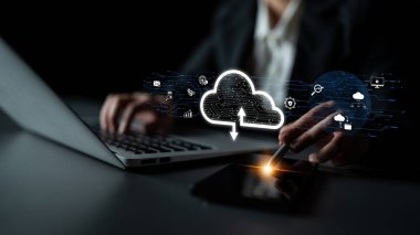 Bulut hesaplama, güvenli veri depolama, ölçeklenebilir altyapı ve stratejik bulut temelli iş çözümleri ile dijital büyümeye olanak sağlar. Latch