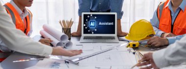 Yapay zeka teknolojisini çalıştırmak için komut mühendisi ve kullanıcı kolaylığı için üretici yapay zeka yardımcı araçları insanların yapay zeka hareketini teşvik ederek üretken yapay zeka fonksiyonları ile çalışmasına yardımcı olur