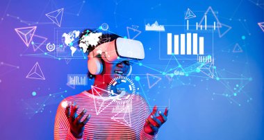 Bu büyüleyici sanal gerçeklik sahnesiyle veri analizlerinin geleceğini keşfetmek, finans ve pazarlama stratejileri için etkileşimli grafikler ve performans ölçümleri göstermek. XDMCP