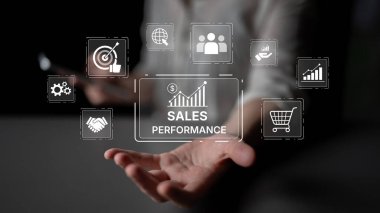 Sayısal satış performans gösterge paneli satış performans ölçümlerini, performans eğilimlerini, satış performans analizlerini ve iş bağlamında satış artışını gösteriyor. Eğri