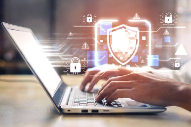 Siber güvenlik, güçlü altyapı ve proaktif dijital savunma stratejileri kullanarak güvenlik ihlalleri, hacklemeler ve ağ saldırılarına karşı korur. Kefil