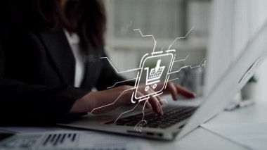 Çok kanallı pazarlama ve çevrimiçi alışveriş stratejileri, platformlar arası müşteri deneyimi, marka birleşmesi ve dijital kanallar arasında entegre pazarlama iletişimi. Muxer