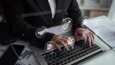 Proje yönetimi paneli proje yönetimi stratejisini, planlama, proje yönetimi iş akışını ve daha iyi koordinasyon için proje yönetim ikonlarını gösteriyor. Muxer