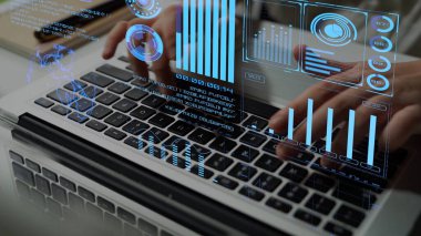 Modern dijital işletmelerde veri analizi ve gerçek zamanlı analitik, öngörü veri modellemesi, iş zekası analizleri ve veri odaklı karar verme stratejisi. Thunk