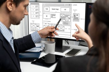 Web sitesi tasarım yazılımı çevrimiçi perakende ticaret ve e-ticaret için canlı şablon sağlıyor