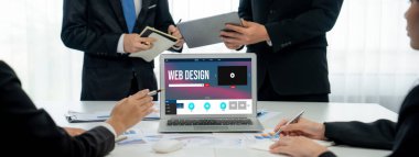 Web sitesi tasarım yazılımı çevrimiçi perakende ticaret ve e-ticaret için canlı şablon sağlıyor