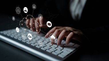 Bulut hesaplama, dijital dönüşüm, veri erişimi ve ölçeklenebilir platform bağlantısı için bulut, servis ve ağ entegrasyonunu sağlar