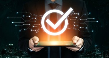 Kalite güvencesi ürün mükemmelliğini uyum kontrolleri, soru-cevap sistemleri ve güvenilir sonuçlar için tutarlı bir kontrol sağlar. Kefil