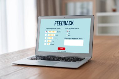 Müşteri geribildirim ve şirket işleri için mod bilgisayar yazılımı analizi