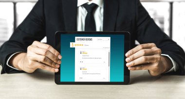 Şirket işleri için mod bilgisayar yazılımının müşteri deneyimi ve gözden geçirme analizi