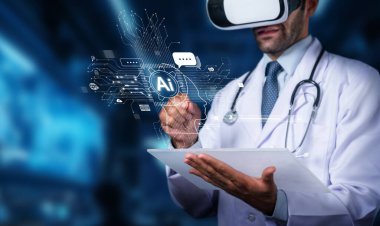 Bir doktor, gelişmiş bir tıbbi ortamda gelişmiş yapay zeka ile temas kurmak için sanal gerçeklik kulaklığı kullanır ve sağlık hizmetlerinde yenilikler sergiler. PHMT