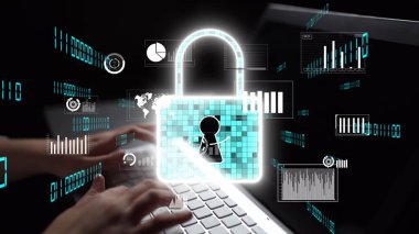 Bu resim, günümüzün teknoloji güdümlü dünyasında güvenlik, gizlilik ve veri koruması kavramlarını gösteren dijital bir kilit sembolünü bir klavye üzerinde gösteriyor. Xenic