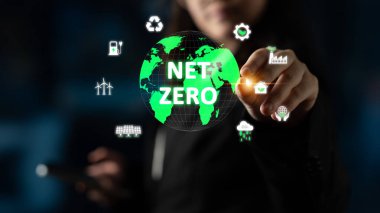 Ağ sıfır ve dijital sürdürülebilirlik, gelecekteki operasyonlarda yeşil enerji, eko-ticaret modelleri ve çevresel dengeyi desteklemek için birleşir. Latch