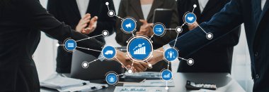 Modern ofis ortamında veri analizi konseptiyle ortaklaşa iş ortaklığı. Dostluk