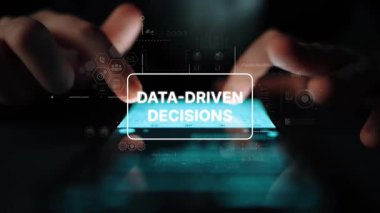 Haritalar, Grafikler ve İş Analizi ve Stratejik Planlama Ölçüleri ile Veri güdümlü Kararlar kavramı. Asemptotik akıllı veri analitiği.