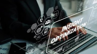 Gelişmiş Veri Analizi Teknikleri ile Dijital Görüş İyimserleştirmesi İşletme Profesyoneli. Asemptotik akıllı veri analitiği.