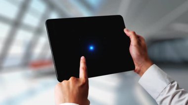 İş stratejisi hedefleri ve uzun vadeli istikameti belirler. Açık bir iş stratejisi, iş stratejisi büyümeyi ve iş stratejisi uygulamasını teşvik ederken, karar vermeyi destekler. Spire.