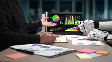 Yapay zeka destekli analitiklerin pazarlama araştırmalarını düzene soktuğu, etkili strateji geliştirme ve işbirlikçi karar verme sürecine rehberlik ettiği hızlı bir iş toplantısı. Noogenesis Yapay Zeka