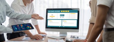 Şirket işleri için canlı bilgisayar yazılımının müşteri deneyimi ve gözden geçirme analizi