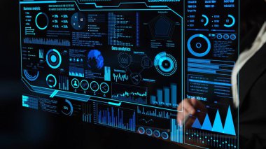 Modern dijital işletmelerde veri analizi ve gerçek zamanlı analitik, öngörü veri modellemesi, iş zekası analizleri ve veri odaklı karar verme stratejisi. Thunk