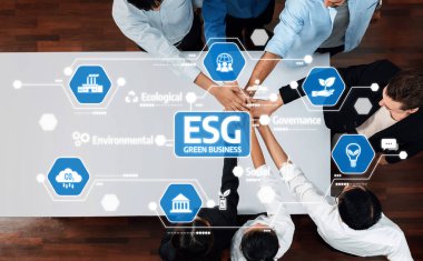 Yeşil iş uygulamalarını vurgulayan, ESG ilkelerini işbirliği, yenilik ve sürdürülebilirliğe olan bağlılıkla gösteren takım çalışmalarına tepeden tırnağa bir bakış. Dostluk