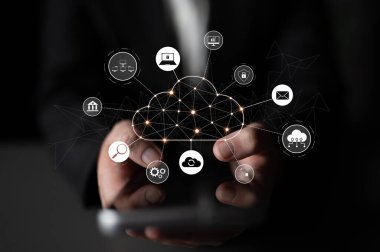 Bulut hesaplama, dijital dönüşüm, veri erişimi ve ölçeklenebilir platform bağlantısı için bulut, servis ve ağ entegrasyonunu sağlar