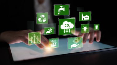 ESG kavramı sürdürülebilirlik, sorumluluk ve etik iş geliştirme Latch 'i desteklemek için çevresel, sosyal ve yönetim uygulamalarını entegre eder.